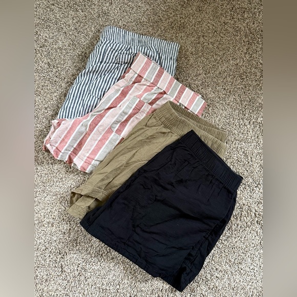 Pants - Women’s Elastic Waste Linen Shorts XL